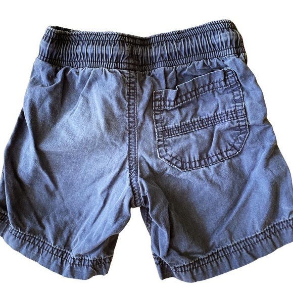 Size: 2T Toddler Boy Navy Cargo Shorts - Picture 2 of 3